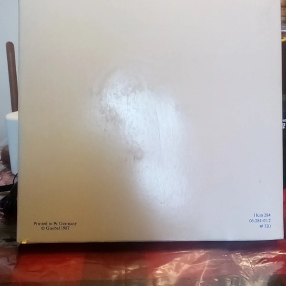 M.J. HUMMEL 1988 - Picture 4 of 4